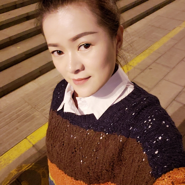 黛儿泪了曾经的照片