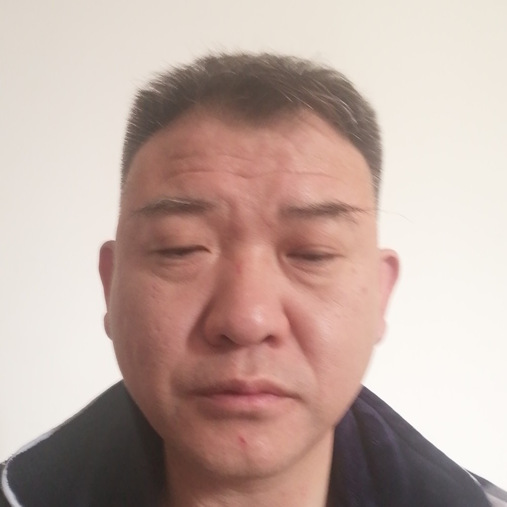 山野战士的照片