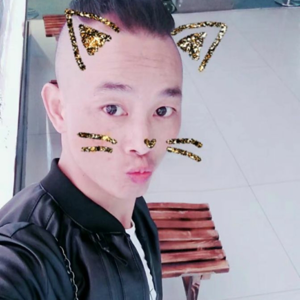 但愿余都是你的照片