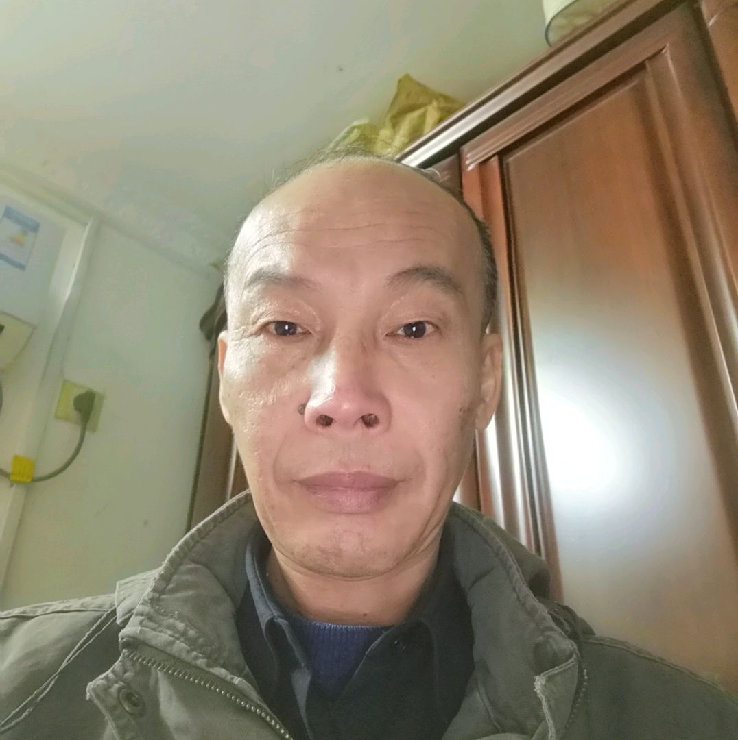 开心与余溫的照片