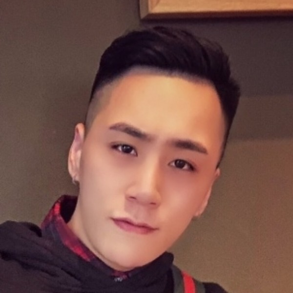 星雨愿孤独的照片