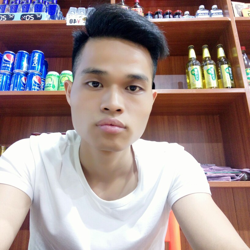 俭朴路灯的照片