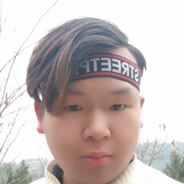 等待玫瑰。。的照片
