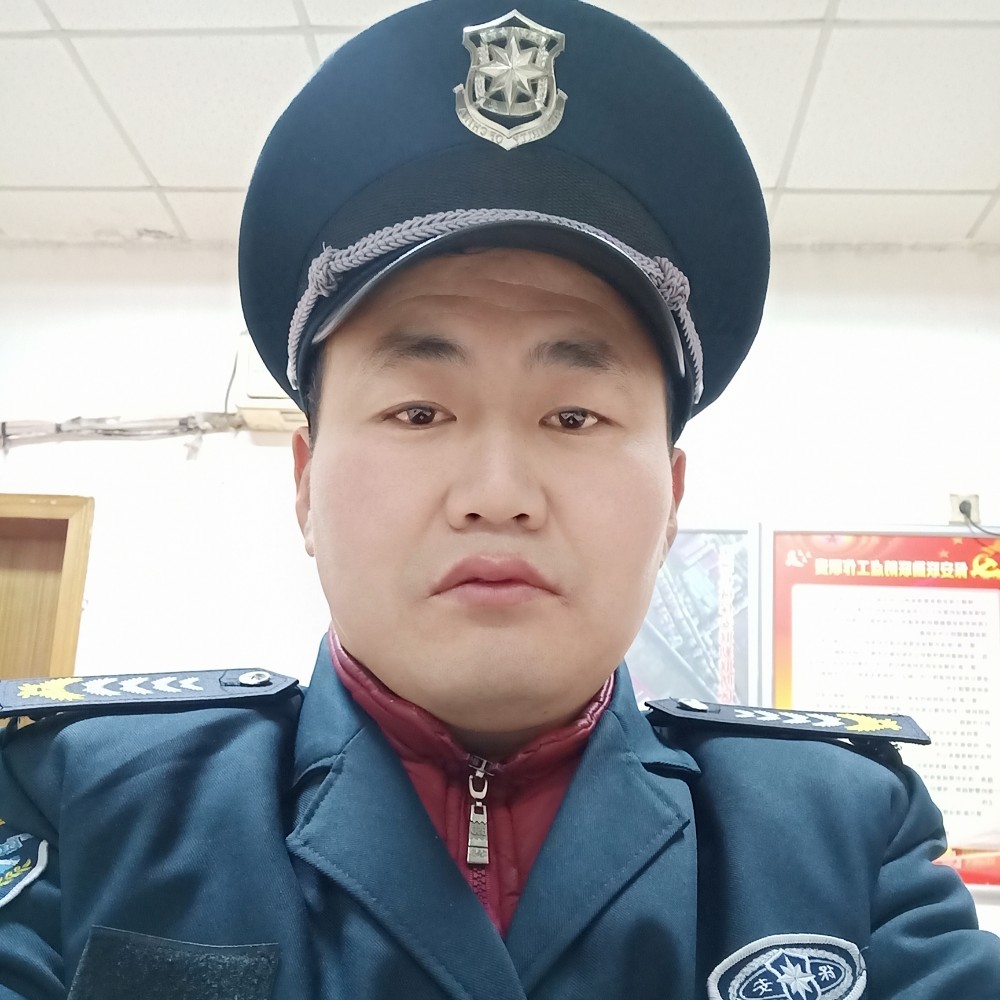 朴素电源的照片