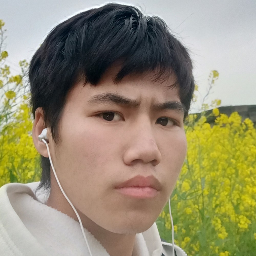 绿草还仁爱的照片