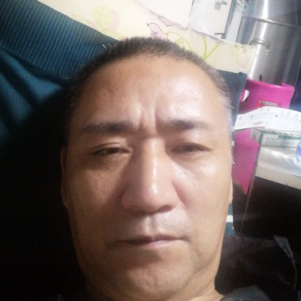 淡淡和帅哥的照片