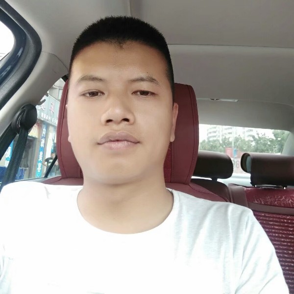何宝财的照片