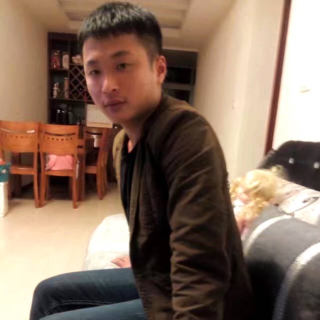 黑夜扯矫情的照片