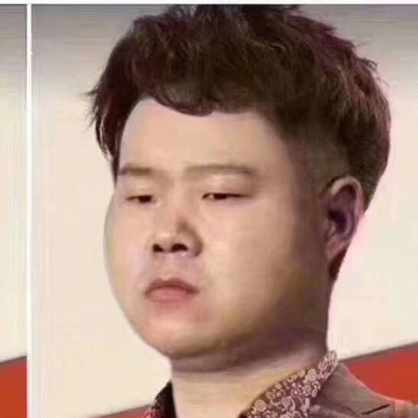 美满等待大象的照片