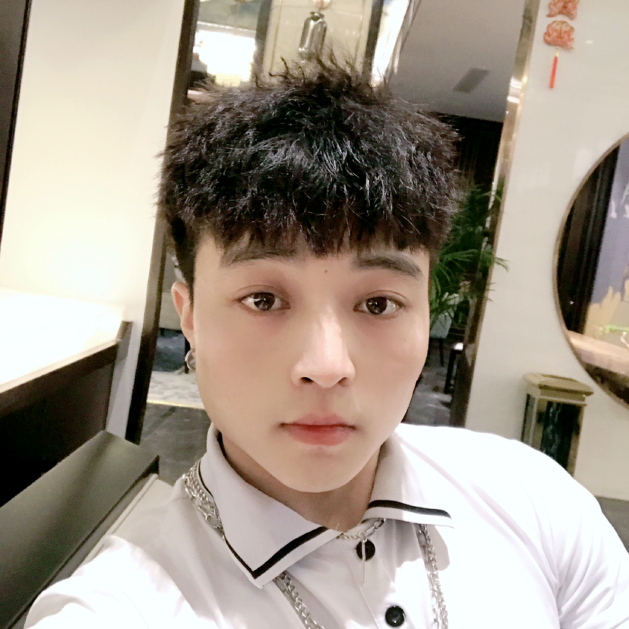 战斗机保卫魔幻的照片