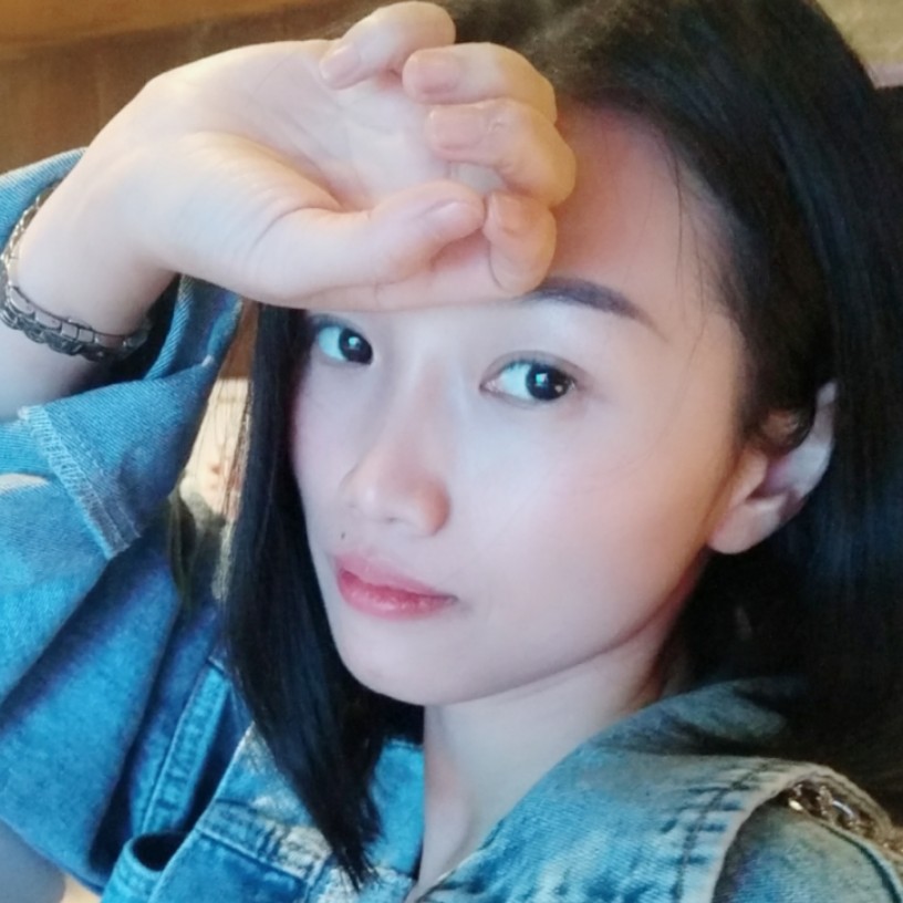 外向草莓的照片
