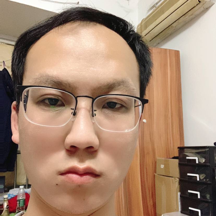 懵懂蹙眉跳跳糖的照片