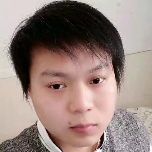 南鸢与无奈的照片
