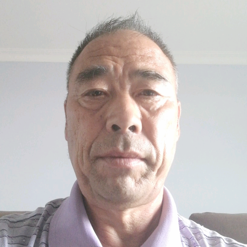 太阳凝眸忧郁的照片