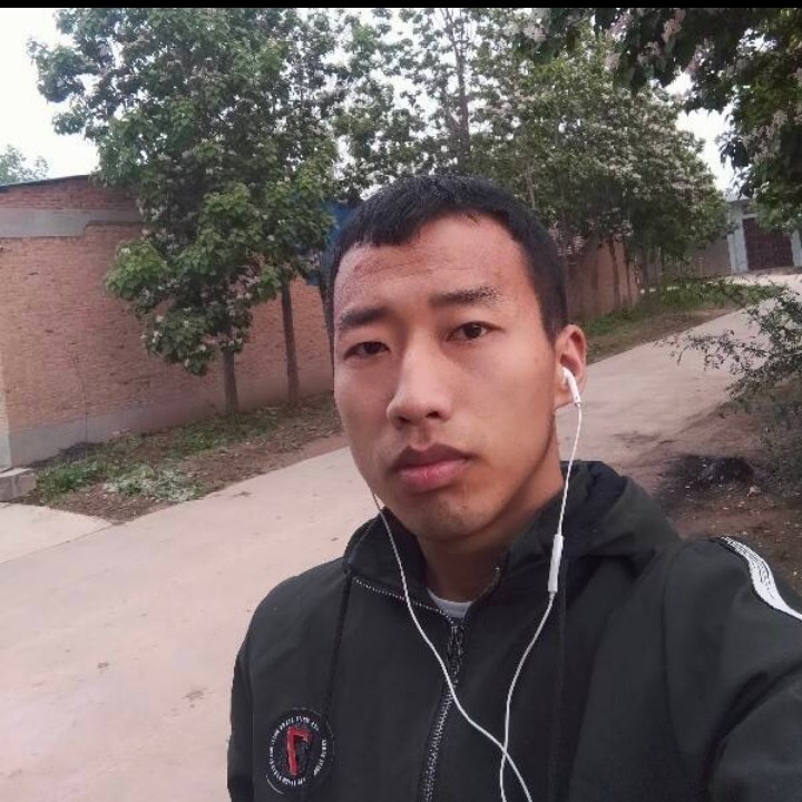 欠你的放弃草莓的照片