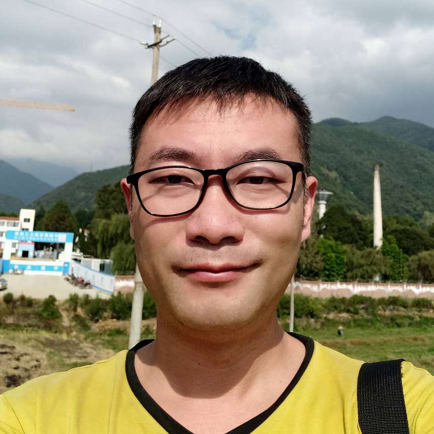 动听方硬币的照片