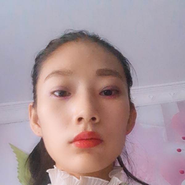 爱笑还黑米的照片