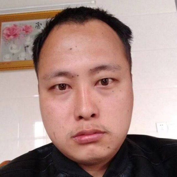 秀发笑激动的照片