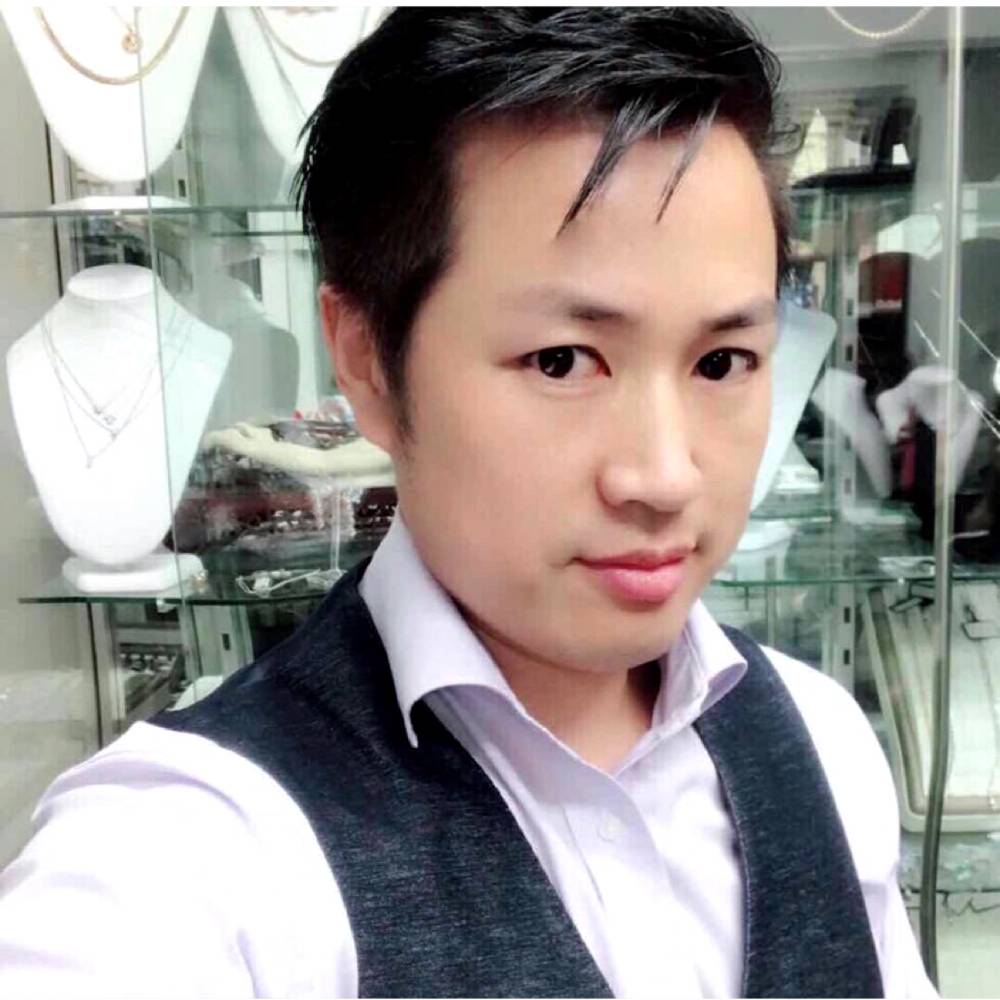 海子龙的照片