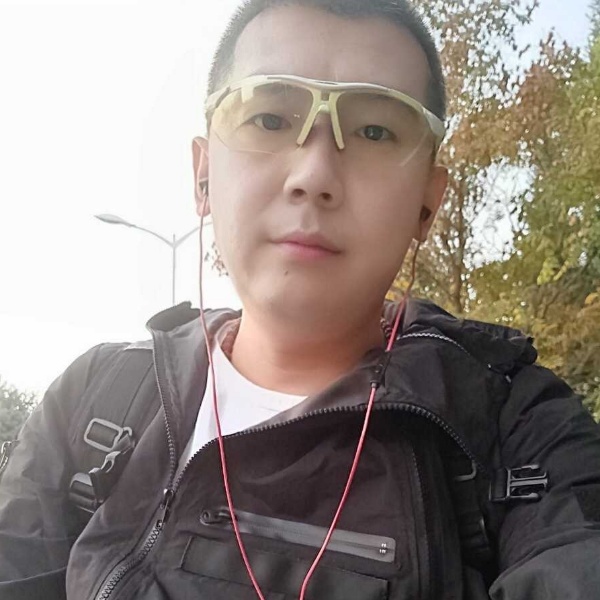 孟二胖的照片