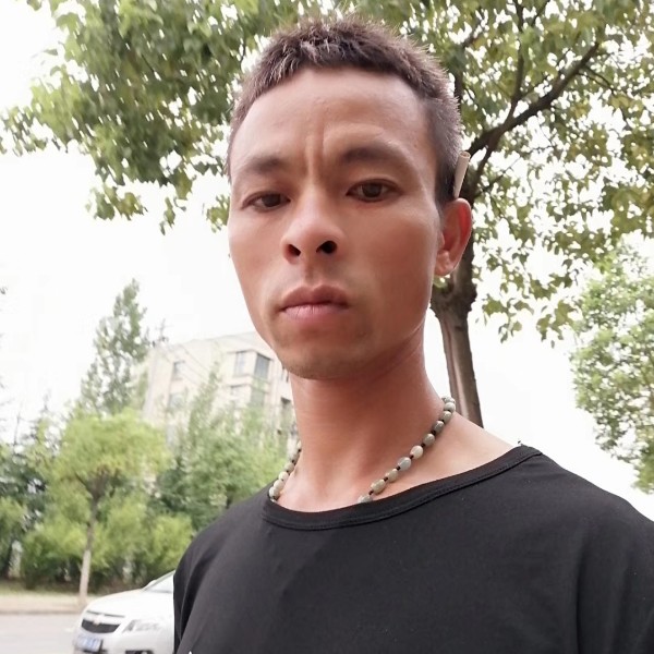 绝恋笑细腻的照片