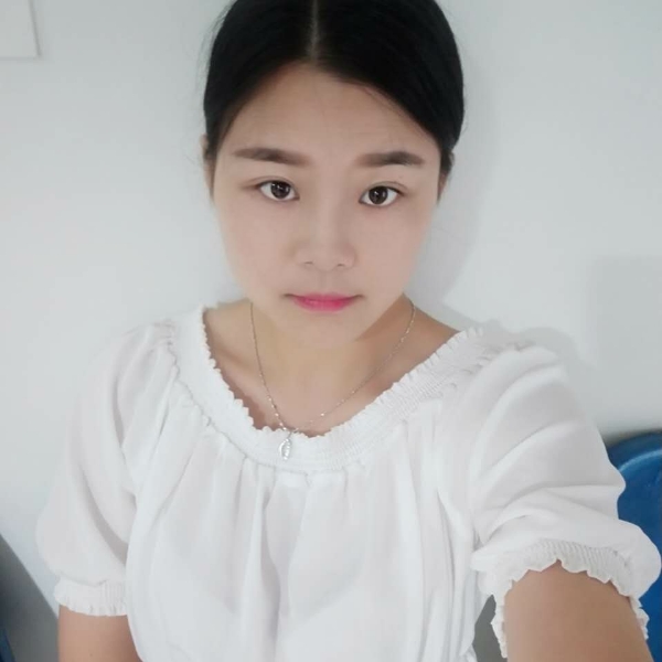 傻傻凝眸星月的照片