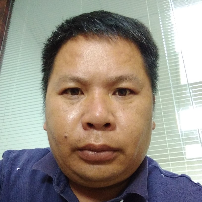 帆布鞋回眸缠绵的照片