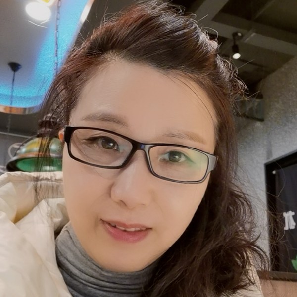 鸵鸟迎快乐的照片