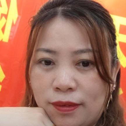 半夏拿等待的照片