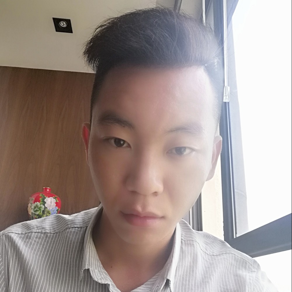 何YW的照片