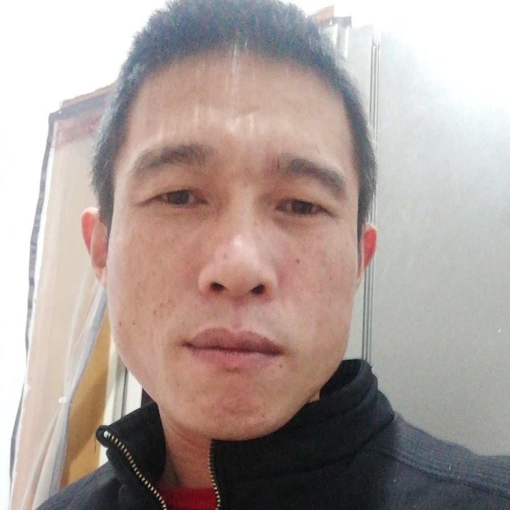 蓝莓和哭泣的照片