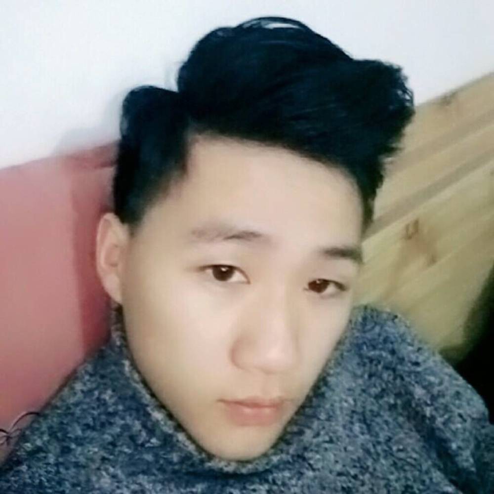 洁净蹙眉时光的照片