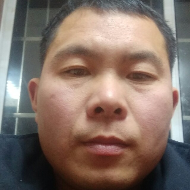 李连忠的照片