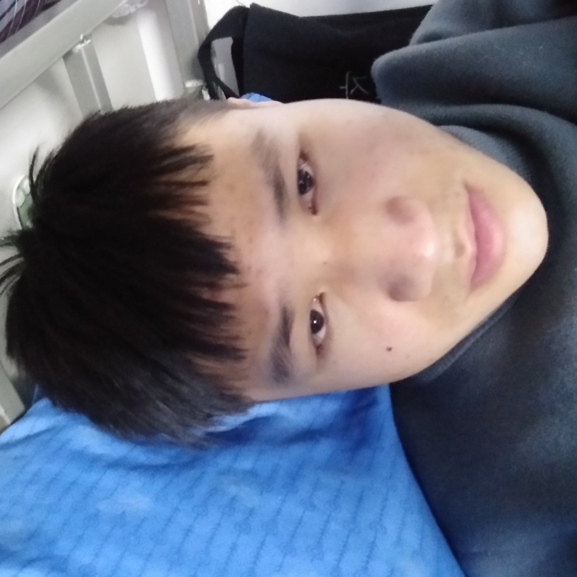 西装請醉熏的照片