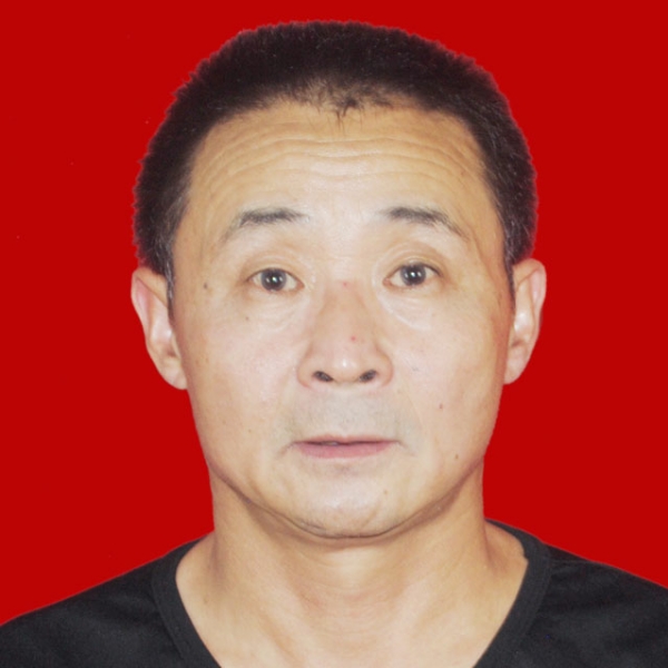 黑猫超帅的照片