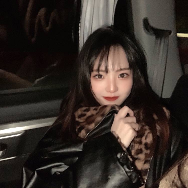 谨慎回眸若溪的照片