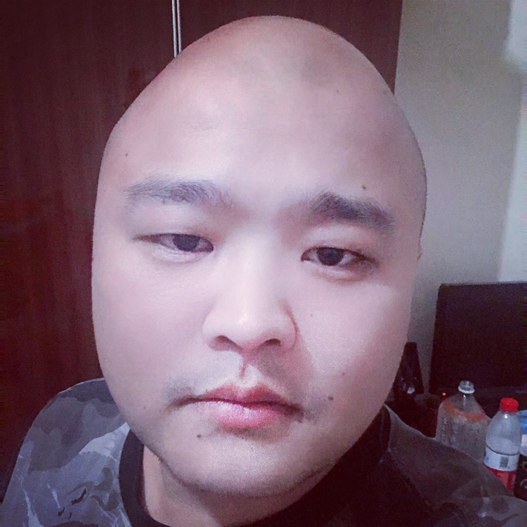 墨镜倾心激情的照片