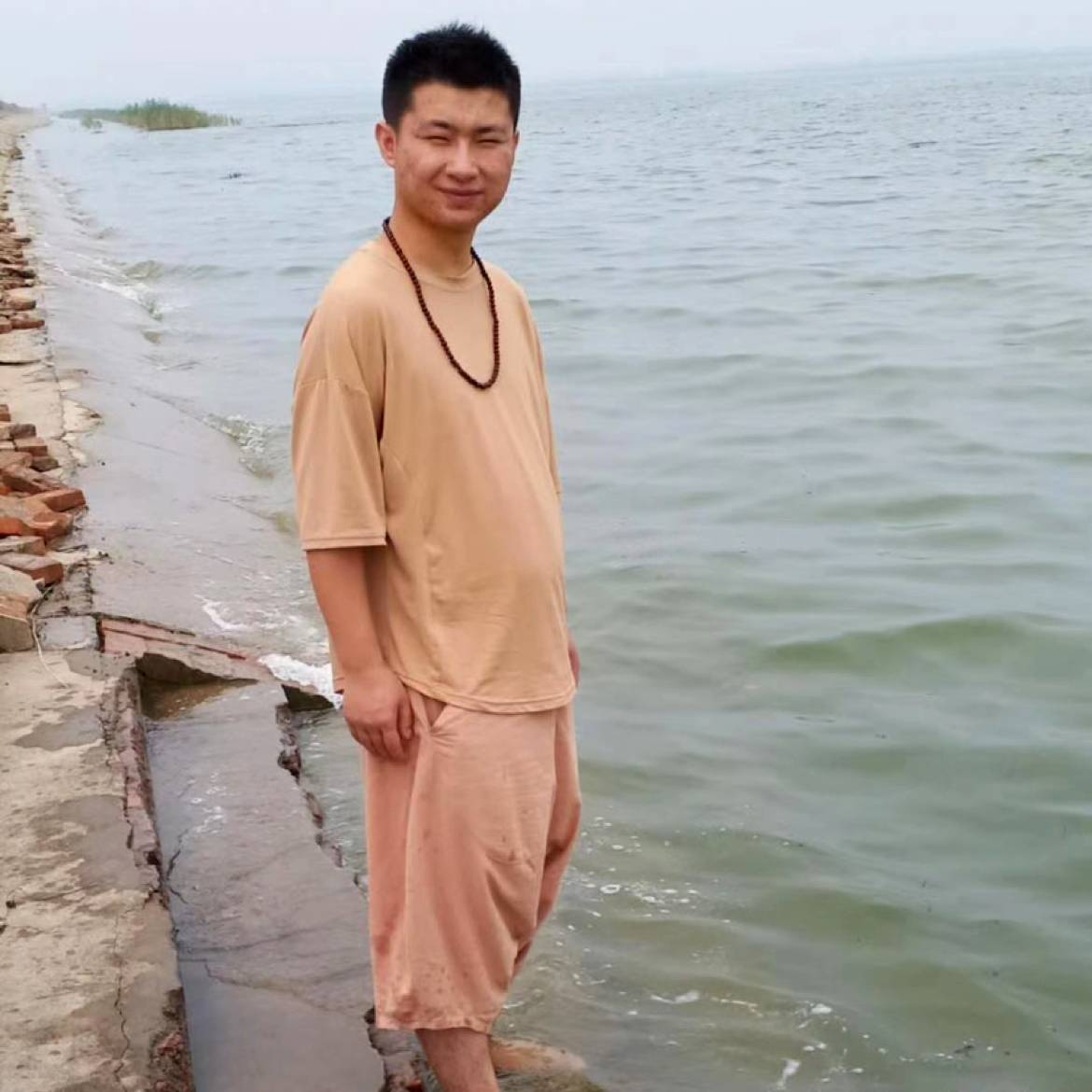 文人观竹的照片