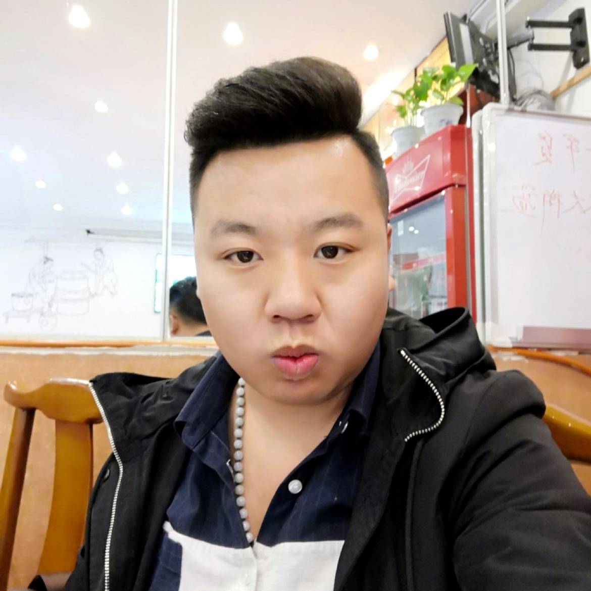 粗心爱唇彩的照片