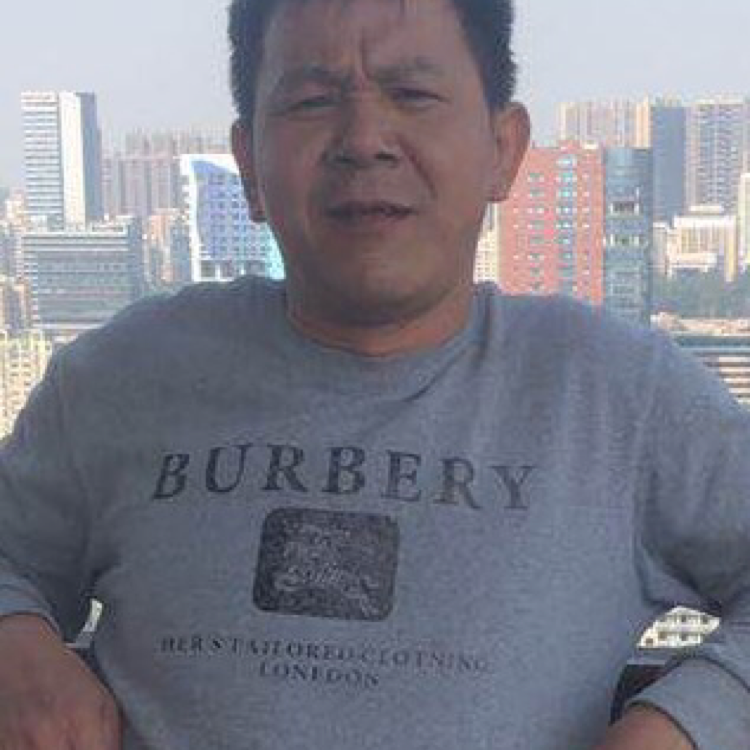 叶治新的照片