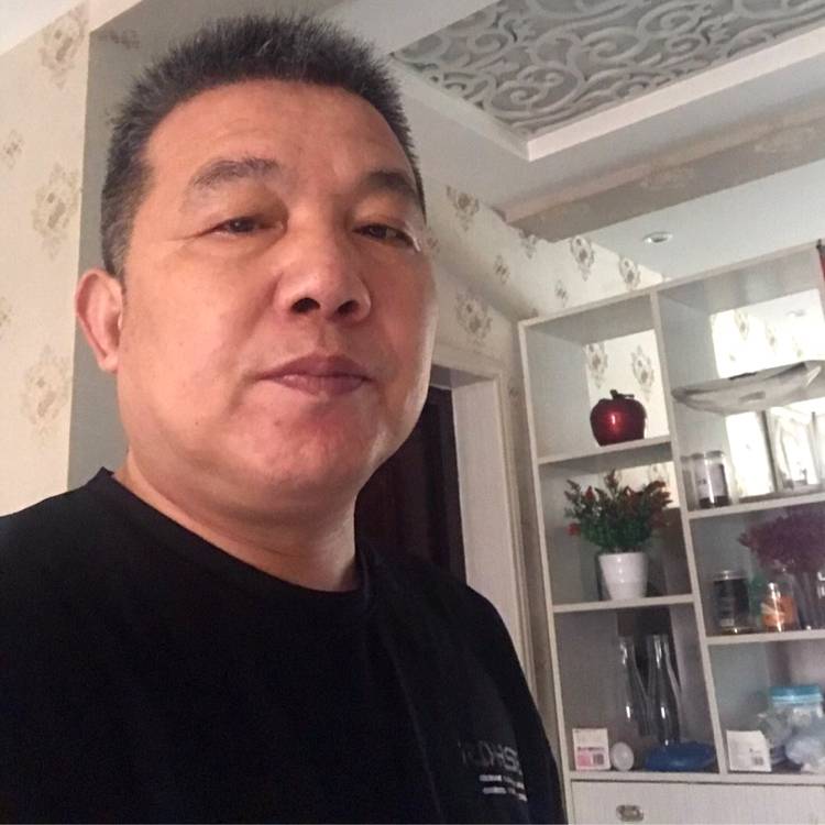 晨阳优美的照片
