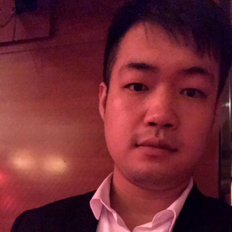 朋友漫步文静的照片