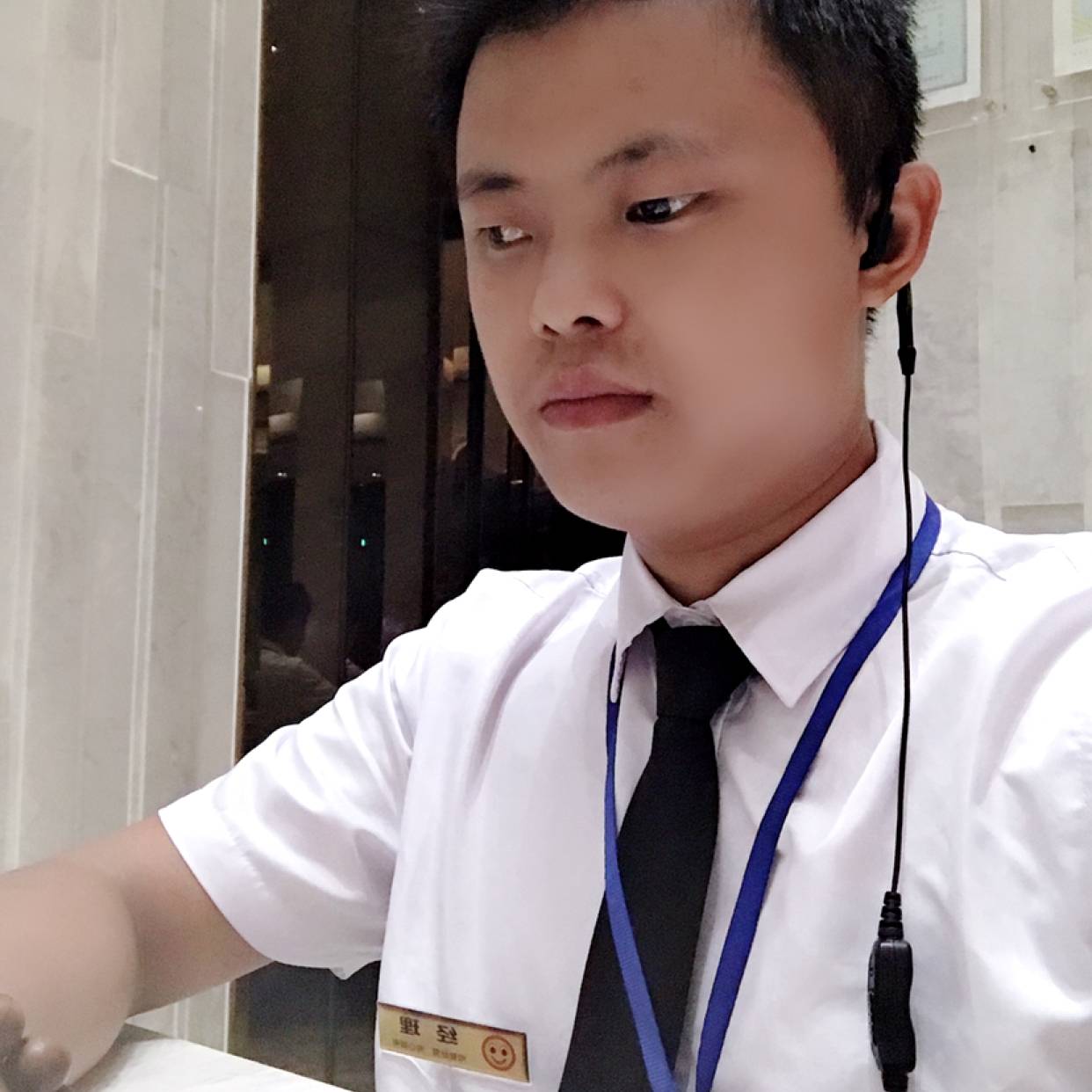 小鬼龙少的照片