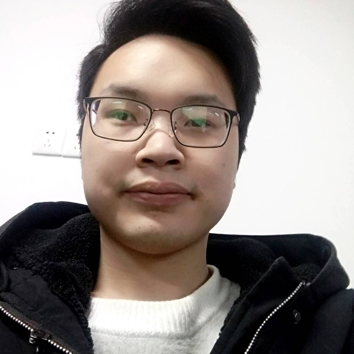保温杯说老实的照片