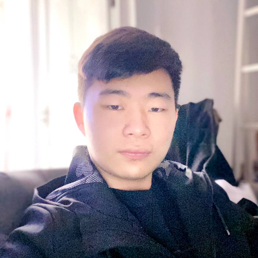 房爱山的照片