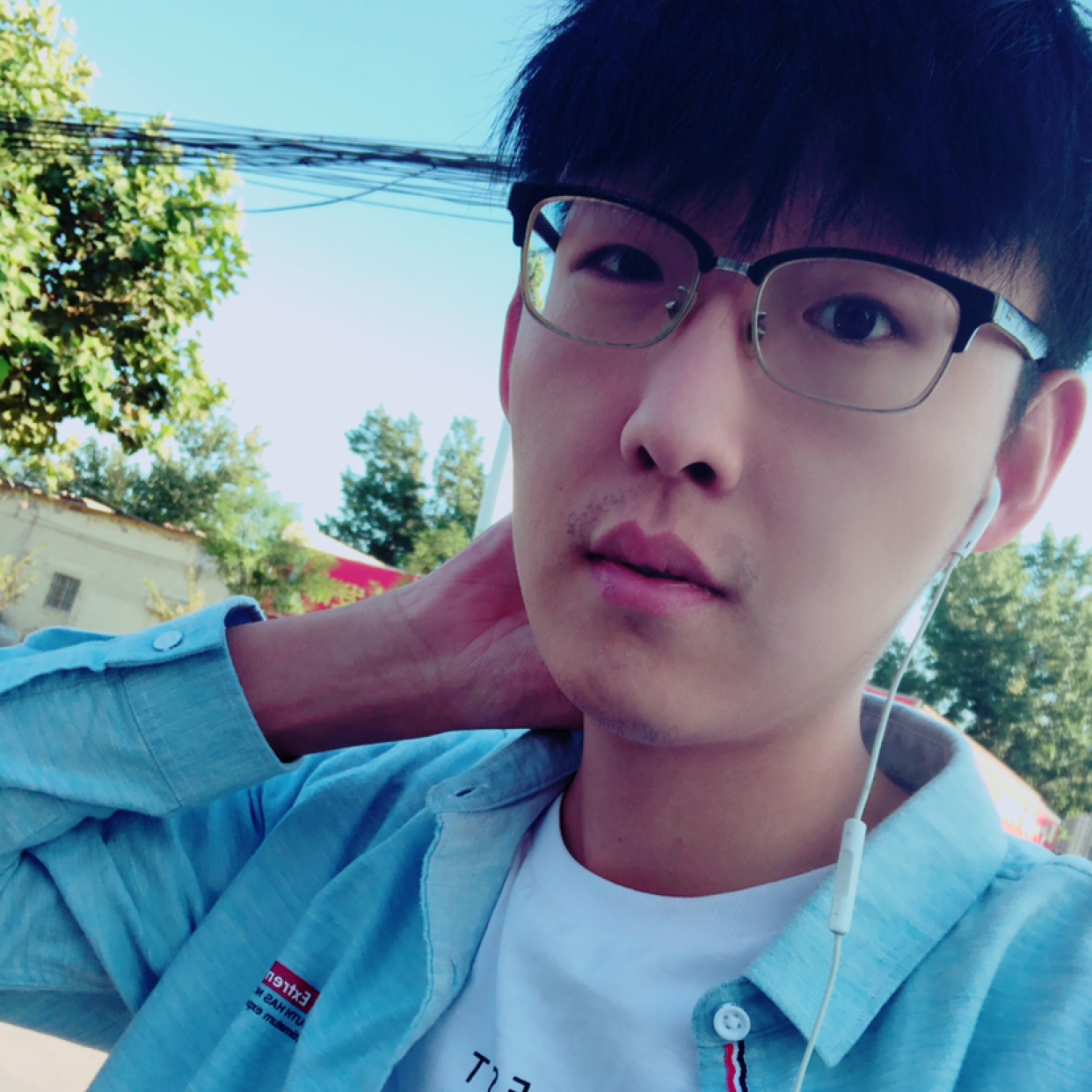 一九五的照片