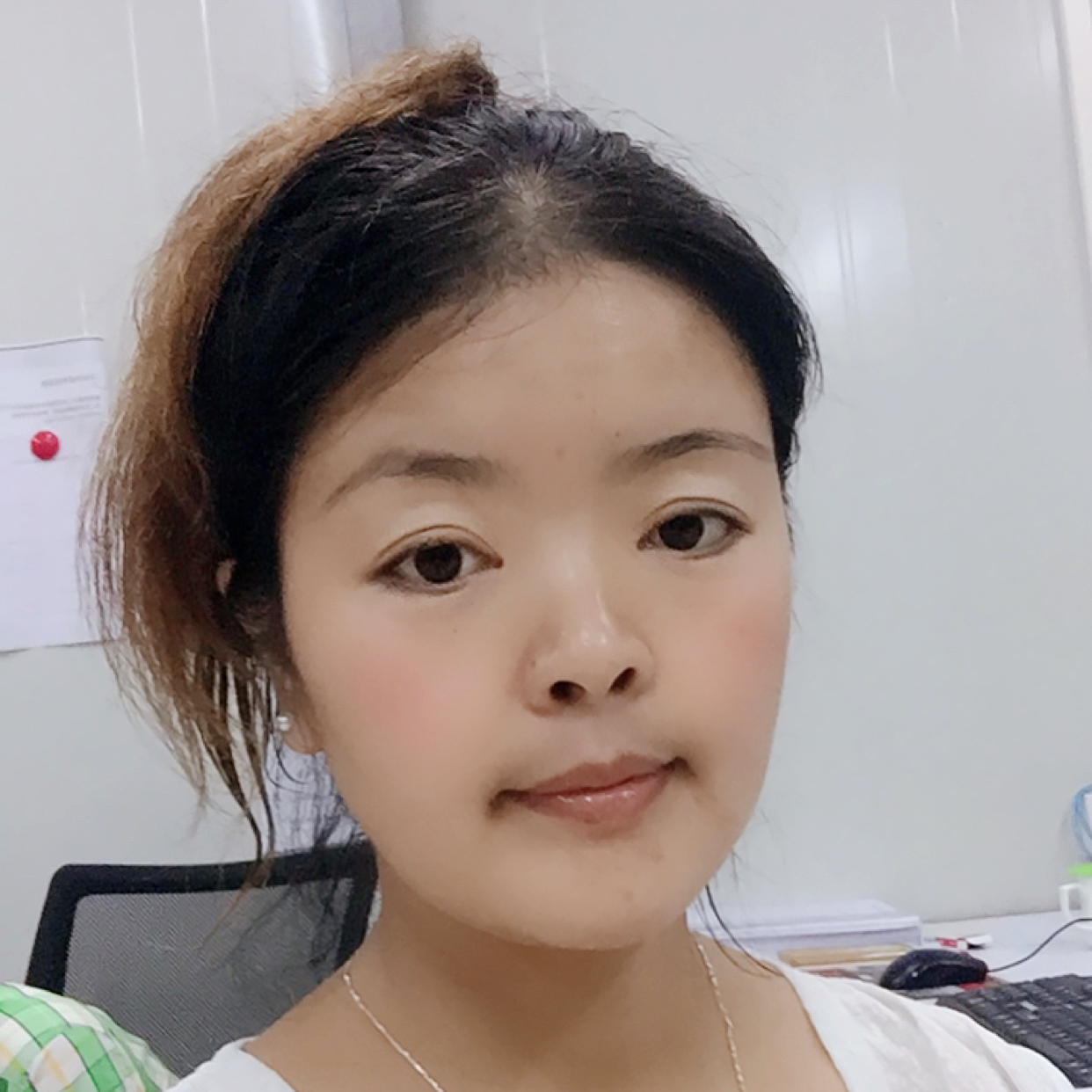 谁巨人女的照片