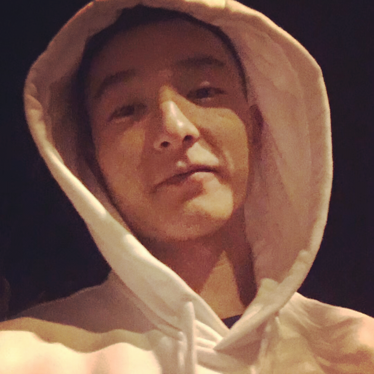 只想知你深浅的照片