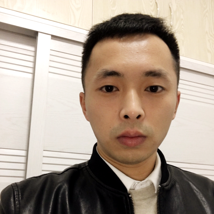 门槛上的鸡蛋的照片