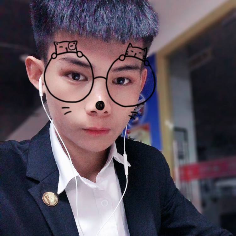 猪小辉的照片